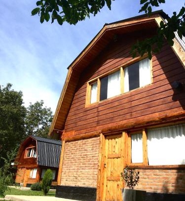 Lago Puelo Ski Chalet | Family-Friendly Retreat at Cabañas Casiopea Lago Puelo