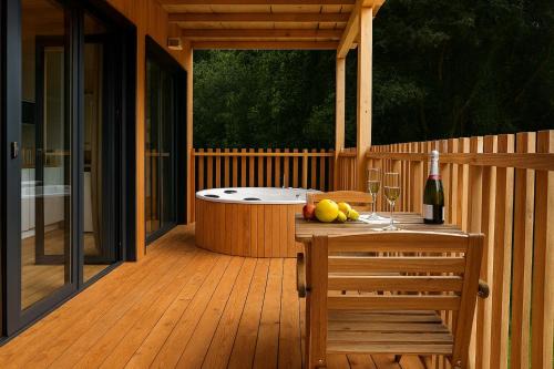 Santiago de Compostela Other | Pet-Friendly Retreat at Cabañas Compostela - A Fervenza
