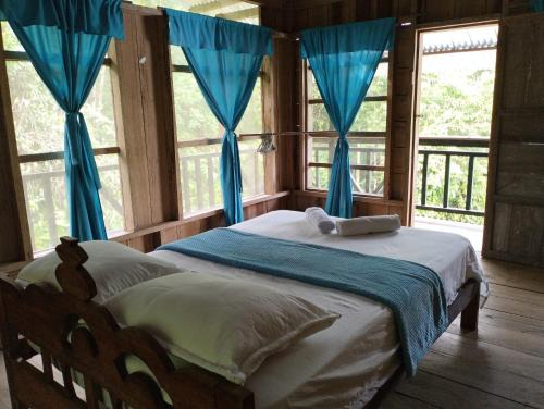 Leticia Cabin | Eco-Friendly Cabañas mu'ü with Top-Rated Amenities