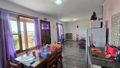 Macrozona Bahia Redonda y Primeros Faldeos Cabin | Pet-Friendly Cabañas El Amanecer with Family Amenities