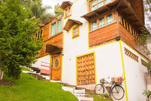 Morelia House | Inviting Cabañas el Chalet: Family-Friendly & Poolside Retreat