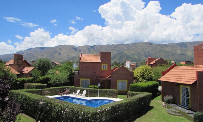 Merlo Ski Chalet | Exceptional Cabañas El Maiten: Family-Friendly Retreat