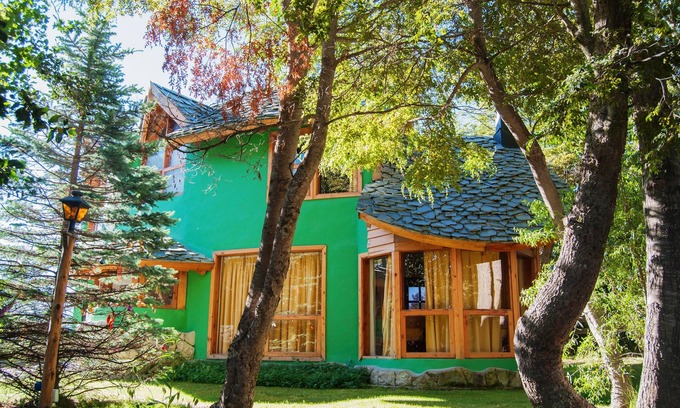 Correntoso Cabin | Tranquil Cabañas en el Bosque: Nature Awaits You