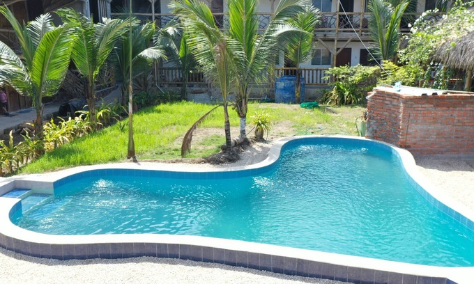 Manglaralto House | Beachfront Cabañas Just 5 Minutes from Montañita