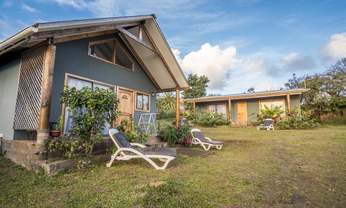 Hanga Roa Cabin | Oceanfront Cabañas Henua Iti - Guest Rated 9.8/10