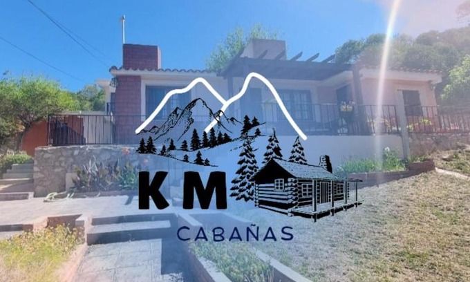 La Falda Apartment | Cozy Cabañas K&M: Pet-Friendly Retreat for Families