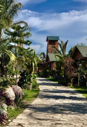 Atlixco Hotel | Family-Friendly Cabañas La Finca 2 with Pool & Hot Tub