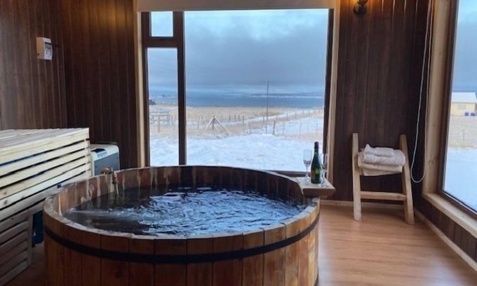 Puerto Natales Hotel | Guest Rated 10/10 at Cabañas Las Lengas with Spa & Dining