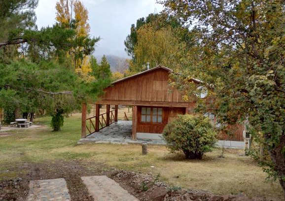 Las Vegas Ski Chalet | Unforgettable Cabañas Las Mulas: Comfort in the Mountains