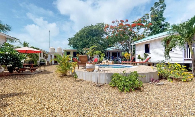 Hopkins Hotel | Delightful Cabañas @ Latitude Adjustment with Pool Access