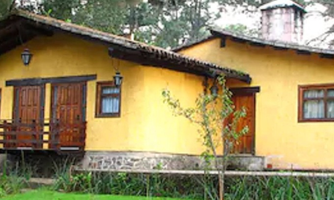 Mazamitla Cabin | Relax at Cabañas Lomas Verdes: Spa & Family-Friendly Stay