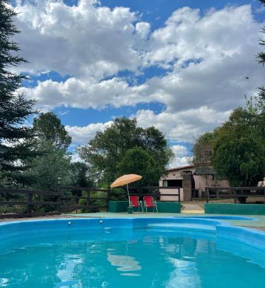 Tanti House | Pet-Friendly Cabañas Los Cedros with Pool & Kitchen