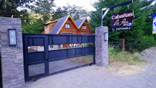 Lago Puelo Ski Chalet | Unforgettable Getaway at CABAÑAS LOS PATOS - 10/10 Rating
