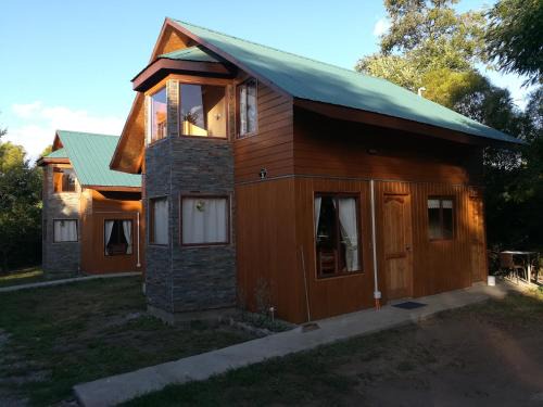 Pucon House | Child-Friendly Retreat at Cabañas los Ulmos - Rated 9/10