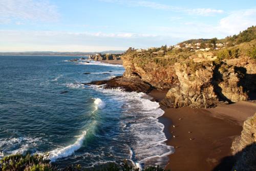Curanipe Other | Discover Cabañas Lovel-Van with Oceanfront Pool Access