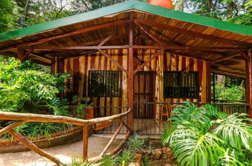 Poas Volcano National Park Ski Chalet | Discover Cabañas Lunas del Poás: Pet-Friendly Retreat