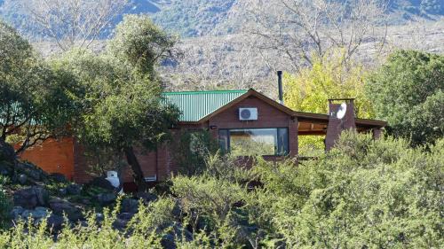 Nono Ski Chalet | Pet-Friendly Getaway at Cabañas Pampa: Rated 10/10!