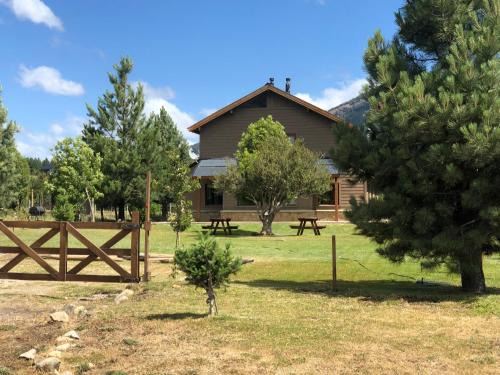 Meliquina Cabin | Family-Friendly Cabañas Peumayen Meliquina - 10/10 Rating