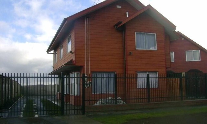 Puerto Montt Cabin | Relaxing Cabañas ROHE: Family-Friendly Spa Retreat