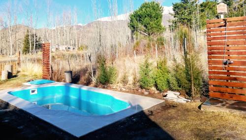 Salto House | Cozy Cabañas Rowal: Family-Friendly with Breakfast Included