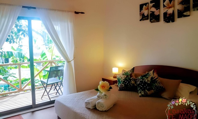 Hanga Roa Cabin | Top-Rated Cabañas Te Maori with Oceanfront Pool & Spa