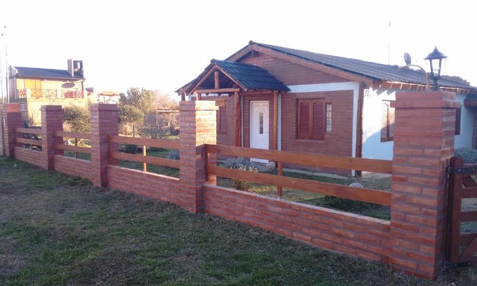 Carpinteria Cabin | Pet-Friendly Retreat at Cabañas Unquen - Rated 10/10!