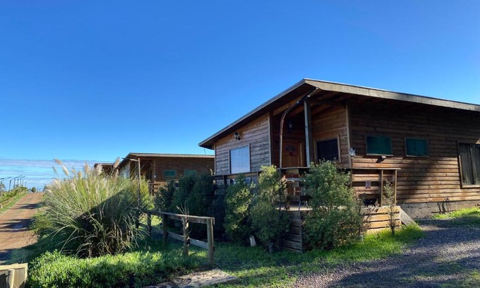 San Antonio House | Pet-Friendly Cabañas y Centro Eventos Leyda with Ocean Views