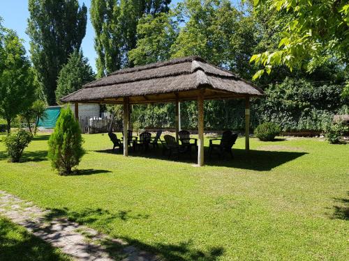 Lujan de Cuyo House | Family-Friendly CabañasPerdriel with Pool Access
