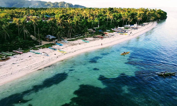 Anda Resort | Relaxing Cabagnow Seaside Resort with Pool & Dining Options