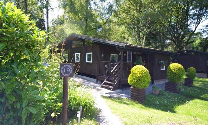 Cenarth House | Pet-Friendly Oceanfront Escape at Caban Coetir