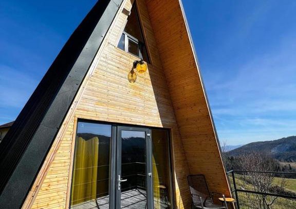 Baisoara Cabin | Pet-Friendly Cabana A-Frame with Oceanfront Views