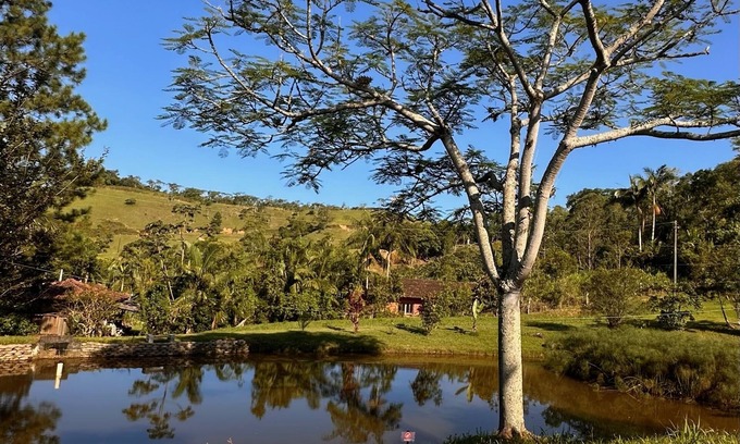 Biguacu Cabin | Budget-Friendly Escape at Cabana Bugaville with Pool & Spa
