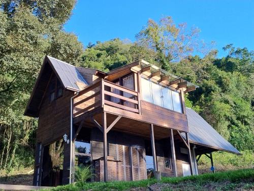 Nova Petropolis House | Cozy Cabana on the Hill with Relaxing Hot Tub