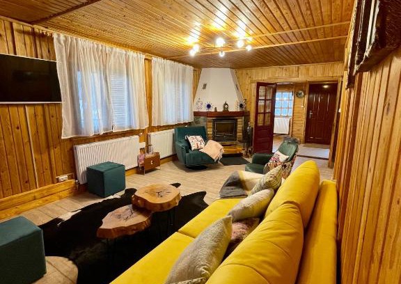Traisteni House | Idyllic Cabana din Poveste in Valea Doftanei - 10/10 Rated