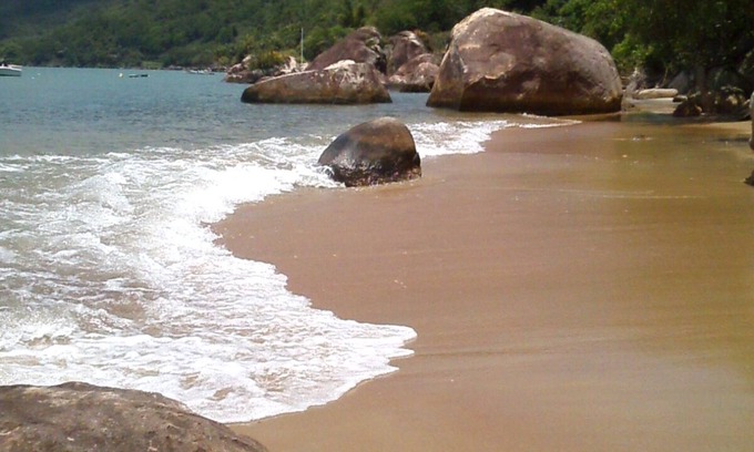 Paraty House | Relax at Cabana Dona Sunflower - Oceanfront Retreat Awaits