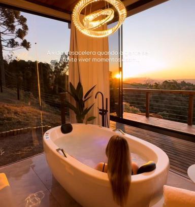 Alfredo Wagner House | Cabana espelho das nuvens