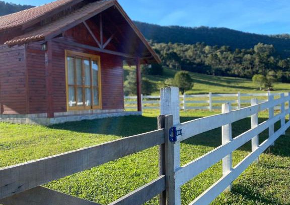 Urubici Cabin | Pet-Friendly Cabana Furna dos Pôneis with Hot Tub & Top Rating