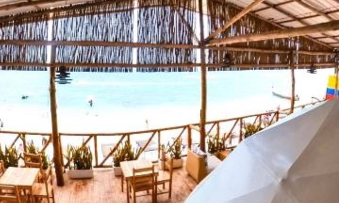 Bocachica Hotel | Relaxing Cabana Glamping Geronimo with Ocean View & Pool