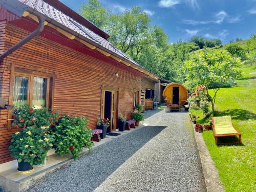 Moisei Apartment | Discover Family-Friendly Comfort at Cabana Gotan