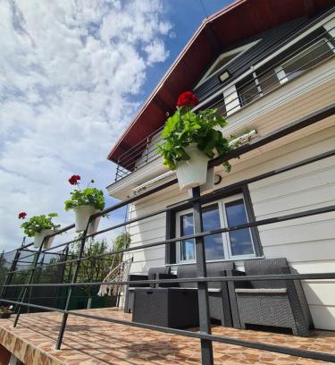 Apahida House | Experience Family-Friendly Comfort at Cabana La Câmpe
