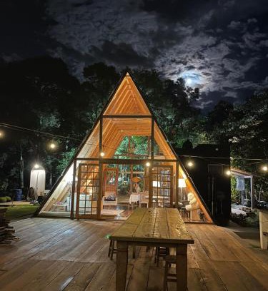 Andradas Ski Chalet | Relax at Cabana Mantiqueira with Spa and Hot Tub Amenities