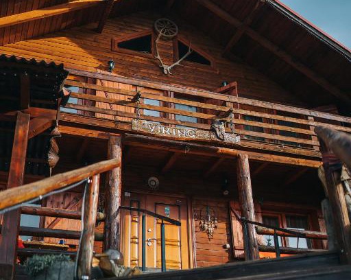 Bistrita Bargaului Cabin | Inviting Cabana Viking Colibița: Rated 9/10 with Hot Tub