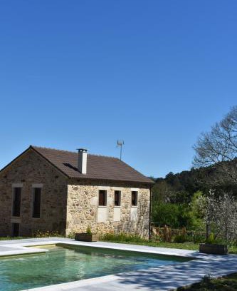 Pontevea House | Tranquil Cabanas do Carpinteiro in Santiago de Compostela
