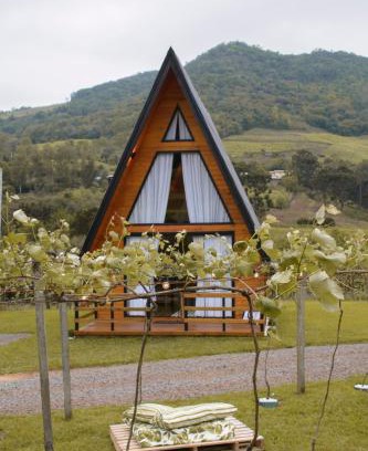 Bento Goncalves Cabin | Discover Cabanas Refúgio do Vale: Pet-Friendly Retreat