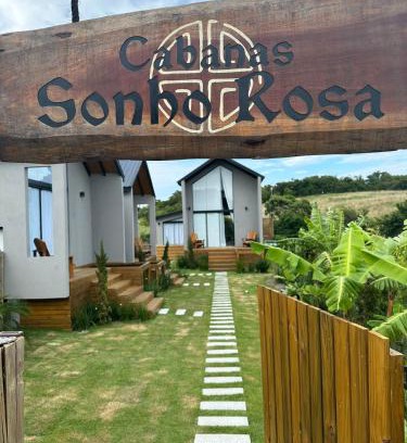 Praia do Rosa Ski Chalet | Relax at Cabanas Sonho Rosa with Hot Tub & Family Amenities