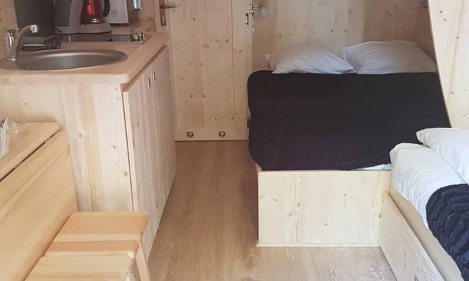 Bar-sur-Aube Cabin | Relaxing Cabane with Pool and Spa for Memorable Getaways