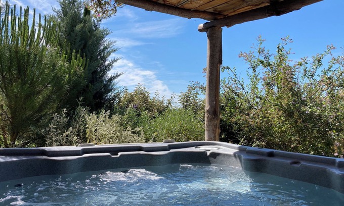 Villarzel-du-Razes Cabin | Discover Cabanes Trésors de Campagne with Pool and Spa