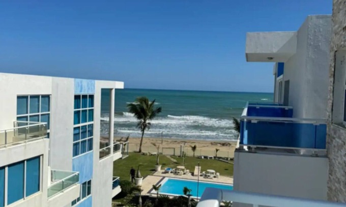 Bouvet Island Condo | Beachfront Penthouse Retreat with Pool and Spa Amenities
