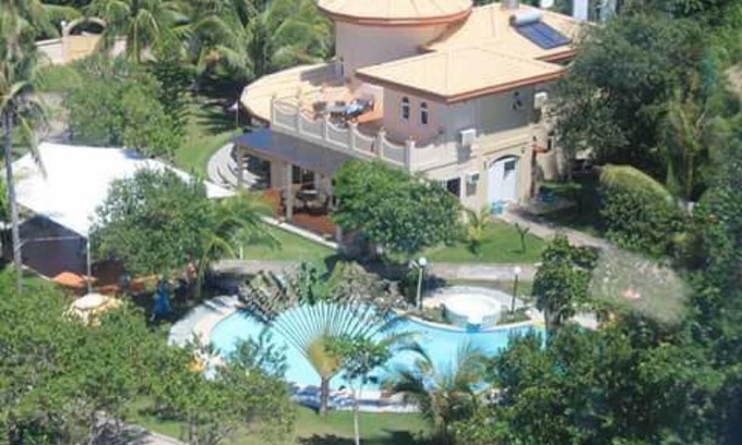 Loon Resort | Experience Cabilao Sunset Dive & Beach Resort's Perks