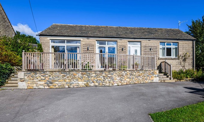 Austwick Cottage | Cabin ∙ 2 bedrooms ∙ 4 guests